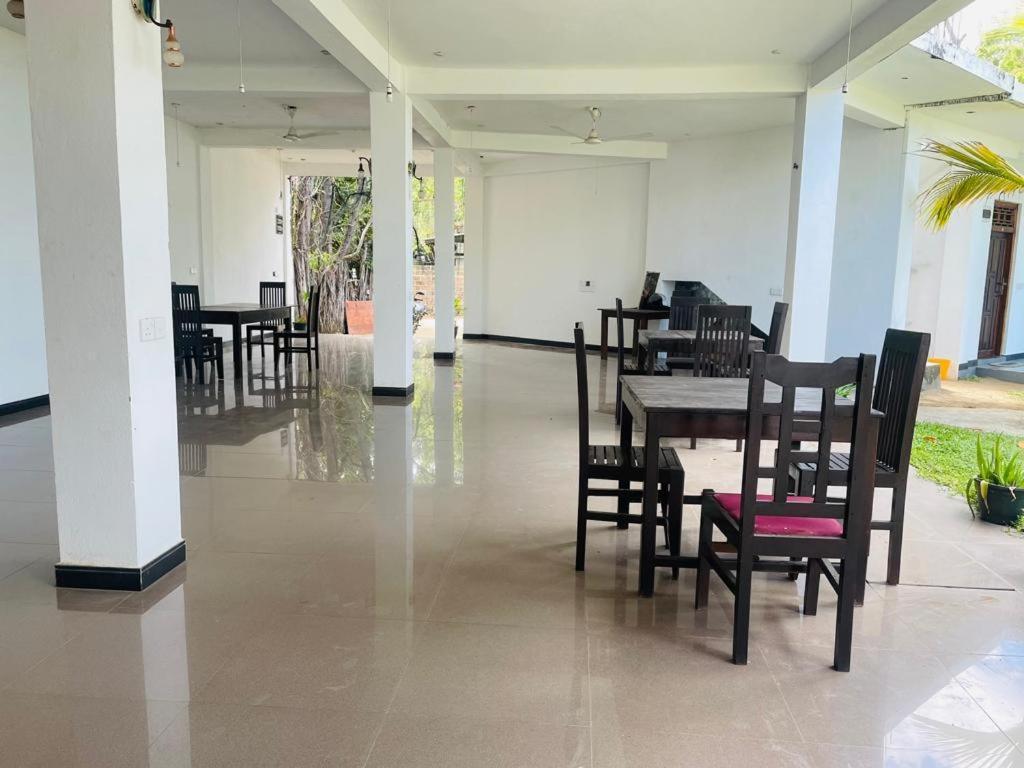 Guitar Bay Arugambay Hotel Arugam Bay Exterior photo