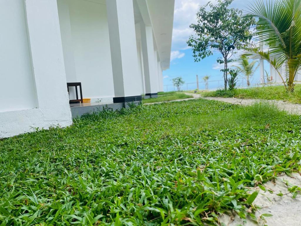 Guitar Bay Arugambay Hotel Arugam Bay Exterior photo