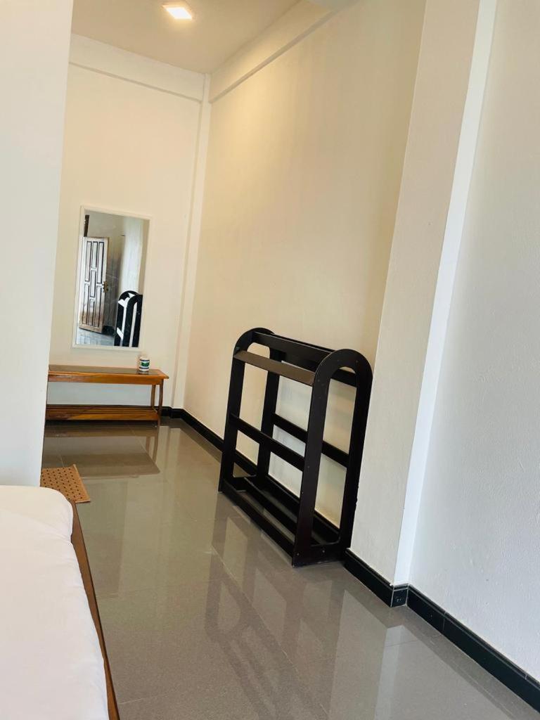 Guitar Bay Arugambay Hotel Arugam Bay Exterior photo